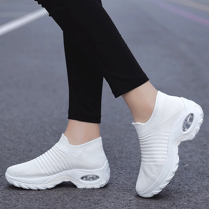 Sneakers da donna in mesh traspirante